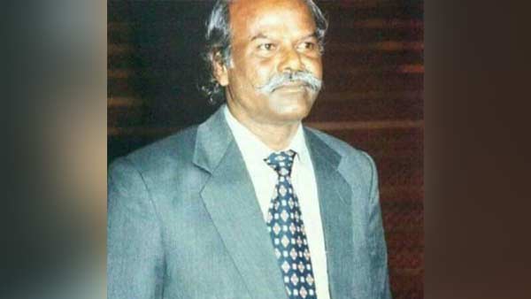 Former Union Minister Dalit Ezhilmalai passes away Former Union Minister Dalit Ezhilmalai passes away