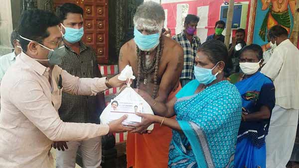 in corona relief work dr saravanan mla who pays for his own money in corona relief work dr saravanan mla who pays for his own money