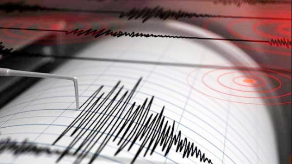 An earthquake with a magnitude of 4.6 on the Richter Scale hit in Delhi An earthquake with a magnitude of 4.6 on the Richter Scale hit in Delhi