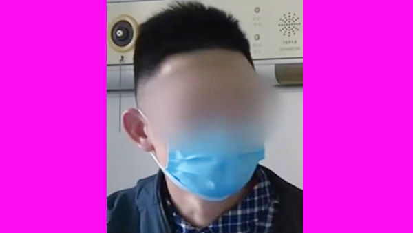 coronavirus: chinese man swallows raw snake coronavirus: chinese man swallows raw snake