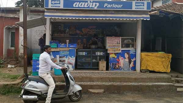 coronavirus: tea shops opened in nilgiris coronavirus: tea shops opened in nilgiris
