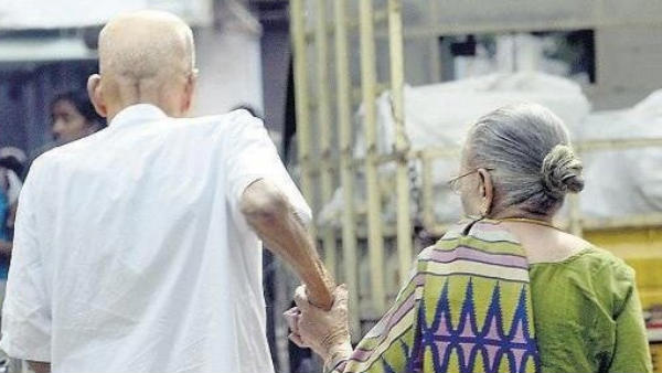 முதியவர்கள் நிலைமை எப்படி?