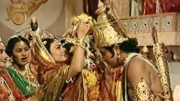 சீதா பிராட்டியாக தீபிகா