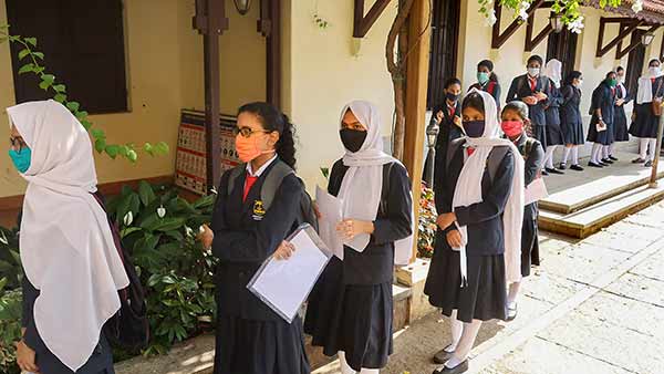 ஒருநாள் விட்டு ஒருநாள்