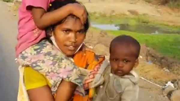 தோளில் ஒன்று