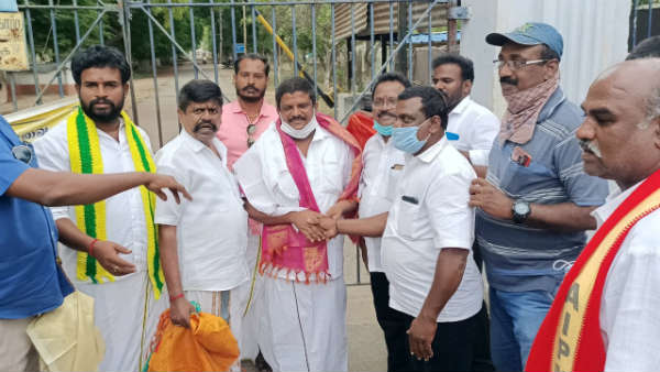Udumalpet Shankar Murder Case: Kousalya father released from Coimbatore prison Udumalpet Shankar Murder Case: Kousalya father released from Coimbatore prison