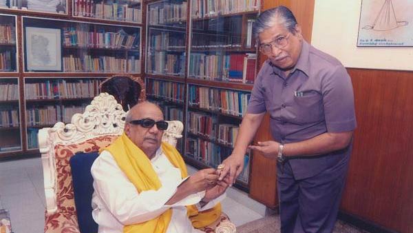 அழுதுவிட்டேன்