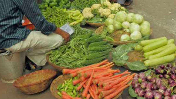 மளிகை கடை, காய்கறி கடை, ஹோட்டல்கள்