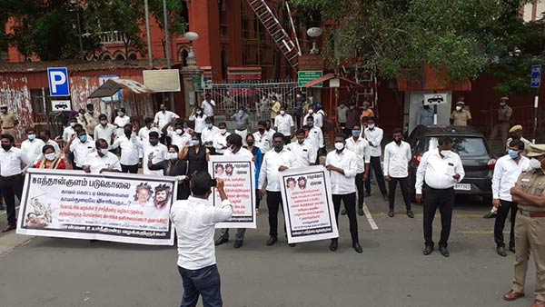Advocates of Chennai Highcourt protest against Sathankulam Advocates of Chennai Highcourt protest against Sathankulam