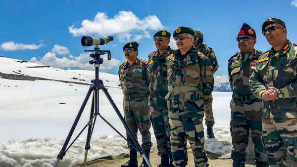 பின்னோக்கி சீன ராணுவம்
