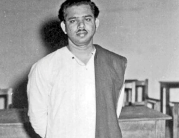 அரசு மீது விமர்சனம்