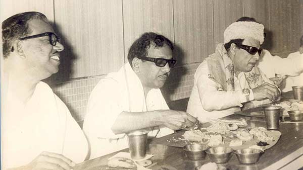 நாவலரை அழைத்த அண்ணா