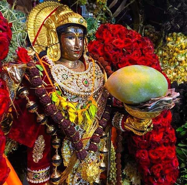 மாங்கனி இறைத்தல் வைபவம்