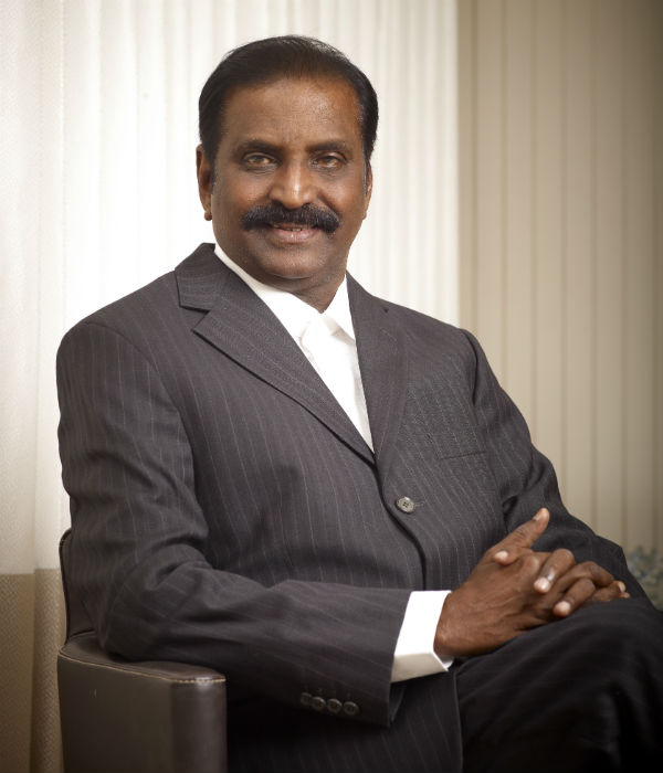 kaviperarasu vairamuthu birthday special tribute article by aathmarthi kaviperarasu vairamuthu birthday special tribute article by aathmarthi