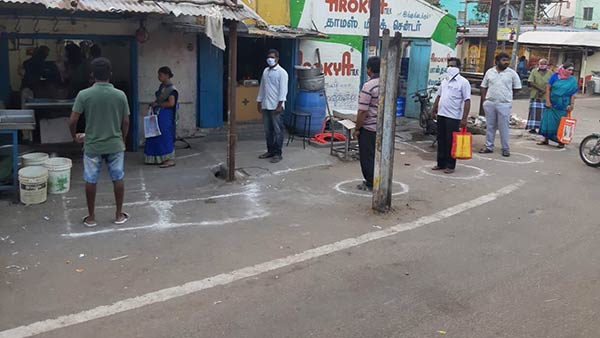 Meat lovers in TamilNadu face tough time in lockdown with meat purchase in Saturday Meat lovers in TamilNadu face tough time in lockdown with meat purchase in Saturday