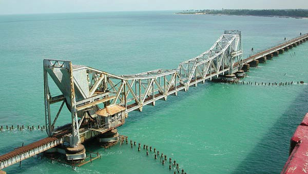 நூற்றாண்டுகளை கடந்த பாலம்