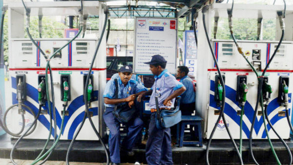 Petrol Bunks will not functioned tomorrow in Tamilnadu Petrol Bunks will not functioned tomorrow in Tamilnadu