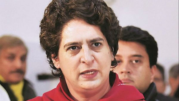 Central Government asks Priyanka Gandhi Vadra to vacate Government Bungalow in Delhi Central Government asks Priyanka Gandhi Vadra to vacate Government Bungalow in Delhi