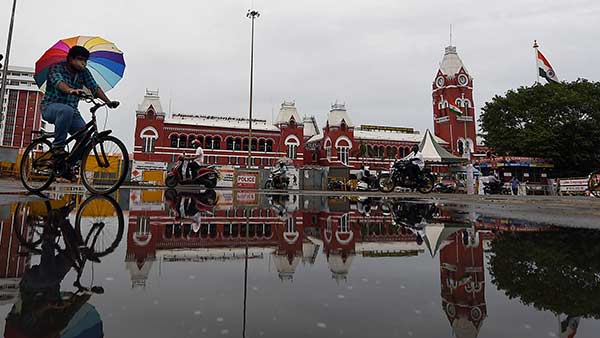 Rain and thunderstorms brush Chennai Coast Rain and thunderstorms brush Chennai Coast