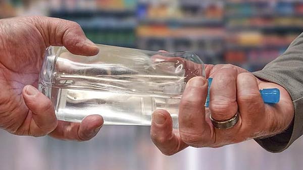 Andhra Pradesh: 7 persons have died after Consuming Hooch Laced With Sanitiser Andhra Pradesh: 7 persons have died after Consuming Hooch Laced With Sanitiser