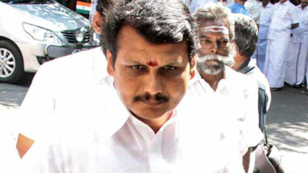 முதலமைச்சர் படம்