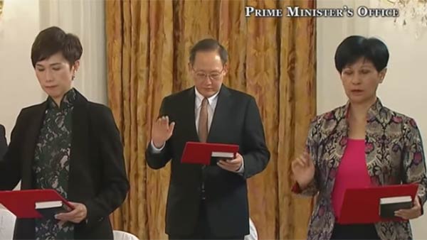 Singapore PM Lee Hsien Loong new Cabinet including 5 Tamil Minister swearing on Monday Singapore PM Lee Hsien Loong new Cabinet including 5 Tamil Minister swearing on Monday
