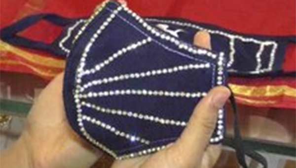 Surat gold shop is selling diamond studded Mask Surat gold shop is selling diamond studded Mask