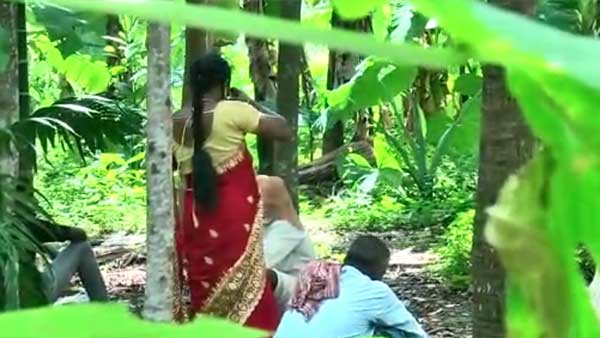 Kuzhithiurai drunkard Atrocities in kanniyakumari, viral video Kuzhithiurai drunkard Atrocities in kanniyakumari, viral video