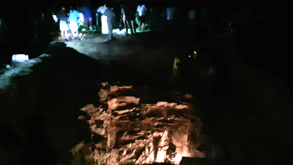 மீட்பு பணி நடக்கிறது