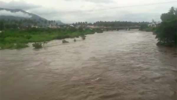 Coimbatore collector issues flood alert for people living on banks of Bhavani river Coimbatore collector issues flood alert for people living on banks of Bhavani river