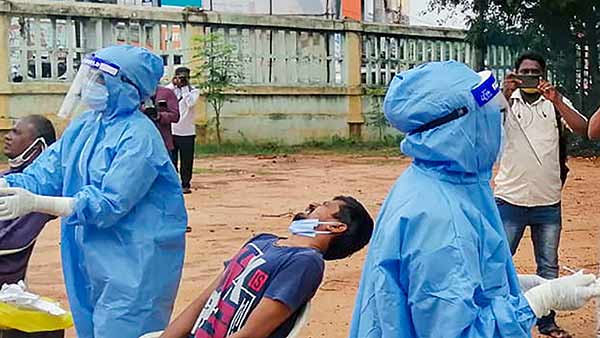 டிஸ்சார்ஜ், சிகிச்சை பெறுவோர் எண்ணிக்கை