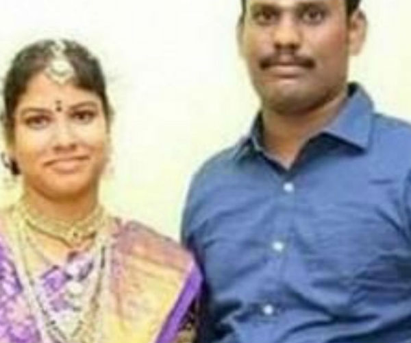போலீஸ் ஜீப்