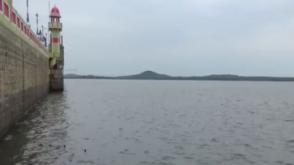 Erode Bhavanbi Sagar Dams water level retains 100 feet Erode Bhavanbi Sagar Dams water level retains 100 feet