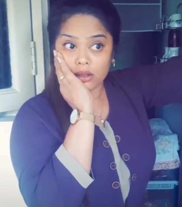 பானுப்பிரியாவுடன் அறிமுகம்