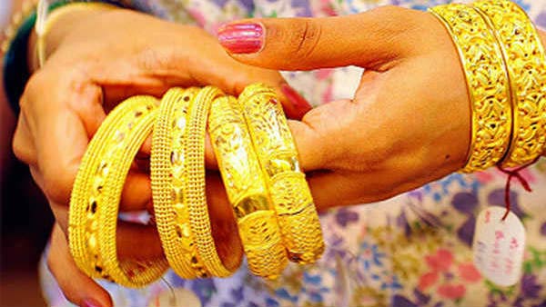 10 பவுன் நகையின் விலை