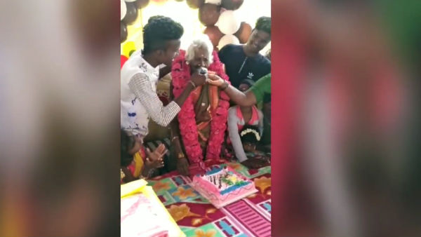 கேக் வெட்டிய பாட்டி