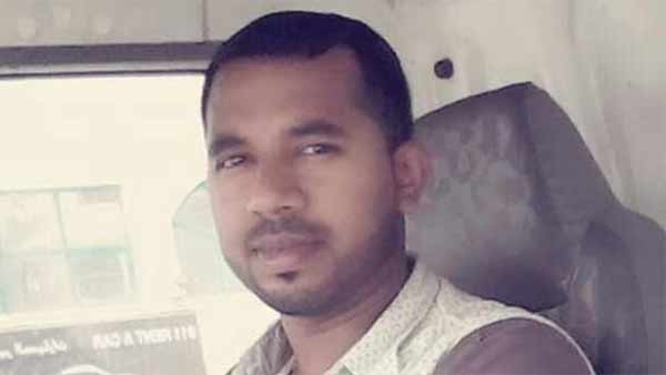 மனைவி, மகளுடன் பயணம்