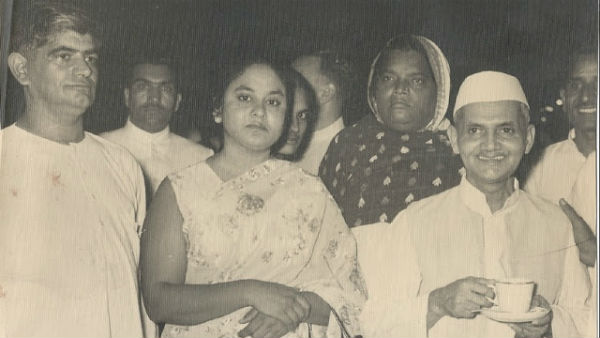 சாஸ்திரி கார்
