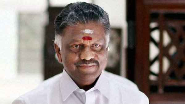 அருகருகே வீடுகள்