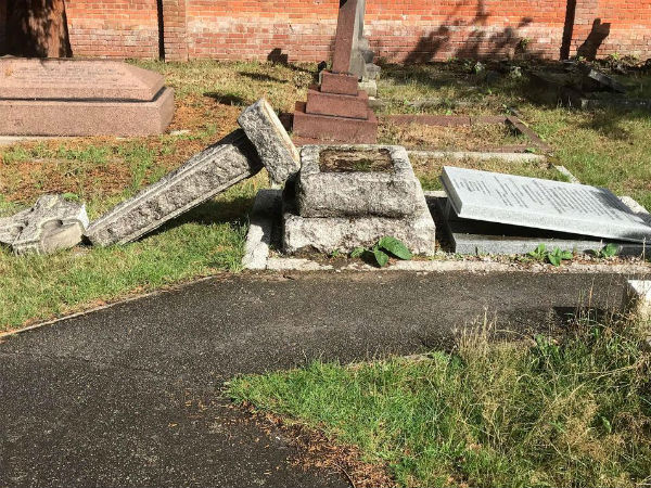 Vaiko demands, Action is needed on those who damaged the Penny Cuick tomb Vaiko demands, Action is needed on those who damaged the Penny Cuick tomb