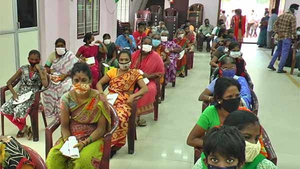 TN Govt should oppose Hindi imposition, says Minister Udayakumar TN Govt should oppose Hindi imposition, says Minister Udayakumar
