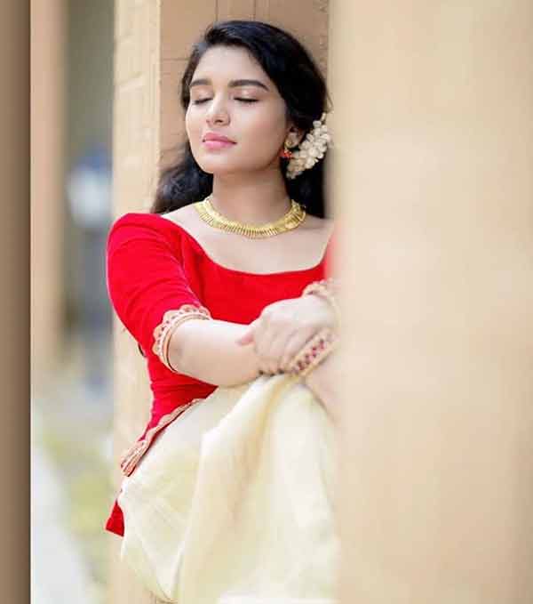 விஜய்யோட டயலாக் பிடிக்கும்