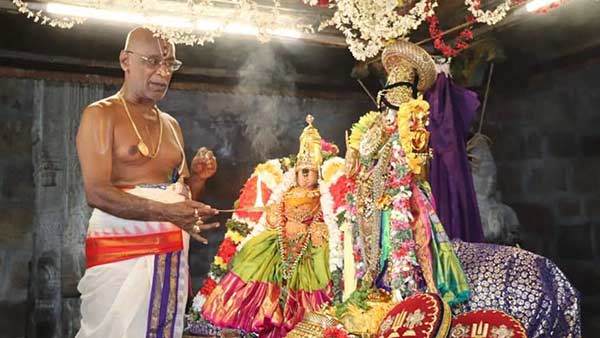 ஆவணி உத்திரம் நாளில் சேர்த்தி சேவை