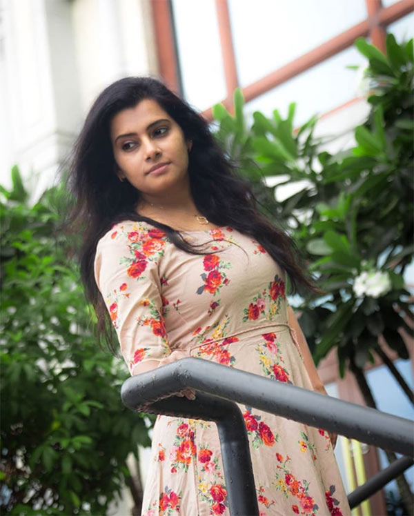 இன்னும் போகாத அழகு