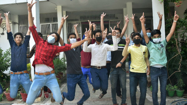 TN SSLC result 2020: Boys Students who preceded Girls students for the first time in the history TN SSLC result 2020: Boys Students who preceded Girls students for the first time in the history