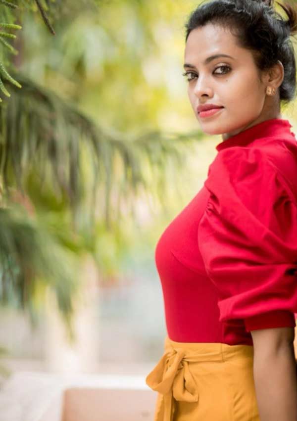 வெயிலில் அறிமுகம்
