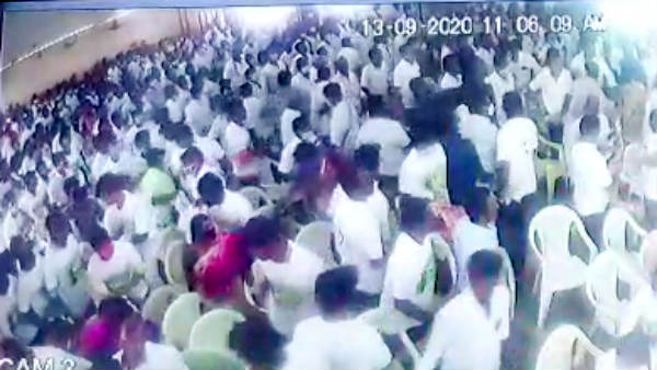 Trichy AIADMK meeting clash before the Minister Complaint to the police Trichy AIADMK meeting clash before the Minister Complaint to the police