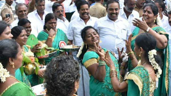 மதிய உணவு