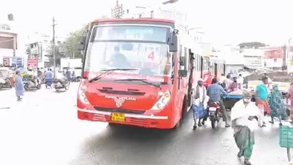 சில பேருந்துகள்