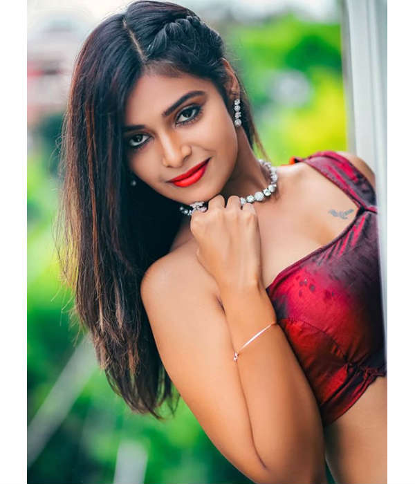 கவிதை கொட்டுதே